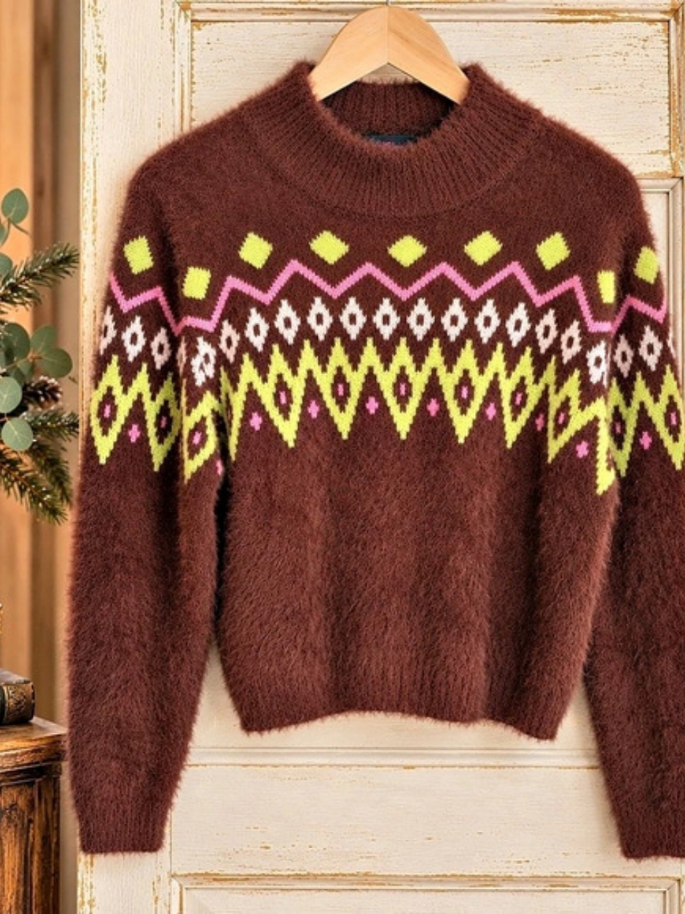 No Boundaries Cropped XL Fuzzy Fair Isle Sweater Brown Pink Green 23” PTP